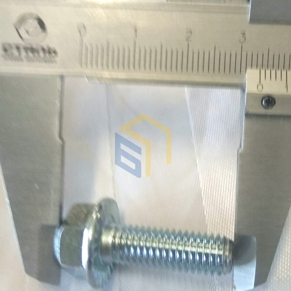 Болт для ножа газонокосилки электрической Grunhelm EM-6118B (56111)