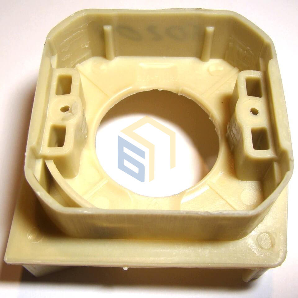 Кожух електропили Grunhelm GES 18-35B (60208)