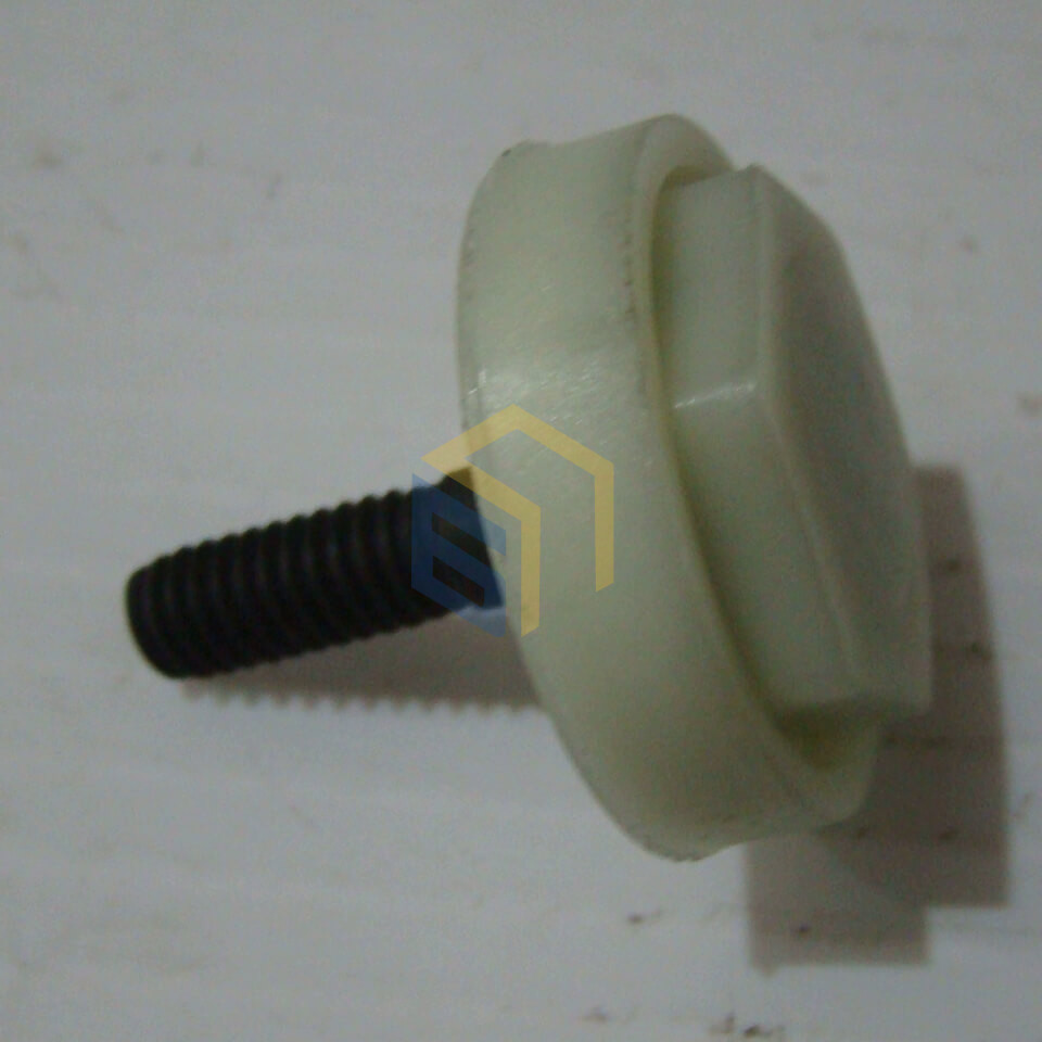 Болт газонокосарки електричної Grunhelm EM-6123A (67753)