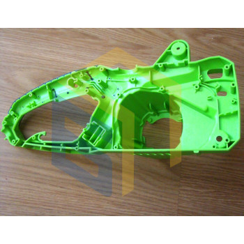 Корпус левый электропилы Grunhelm GES 28-40P (70133)