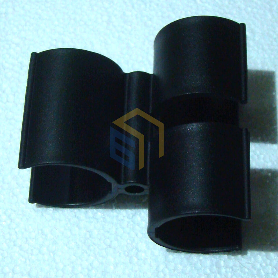 Держатель трубки пылесоса бытового Grunhelm GVC8210G (80181)