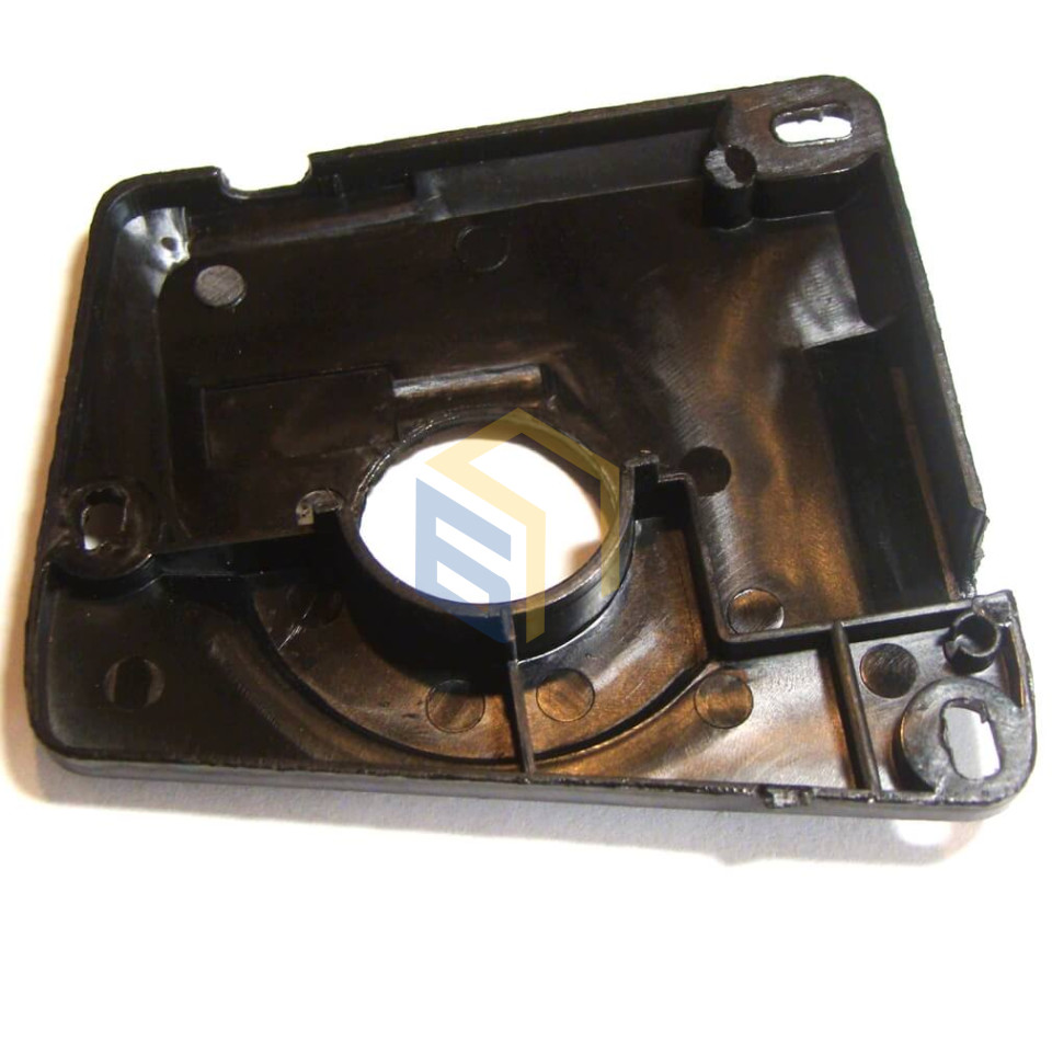 Кришка маслонасоса бензопили Forte FGS 45-18 (82870)