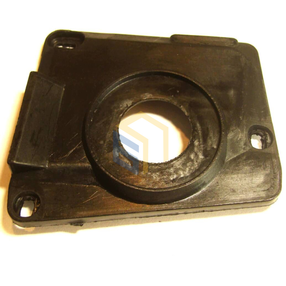 Кришка маслонасоса бензопили Forte FGS 45-18 (82870)