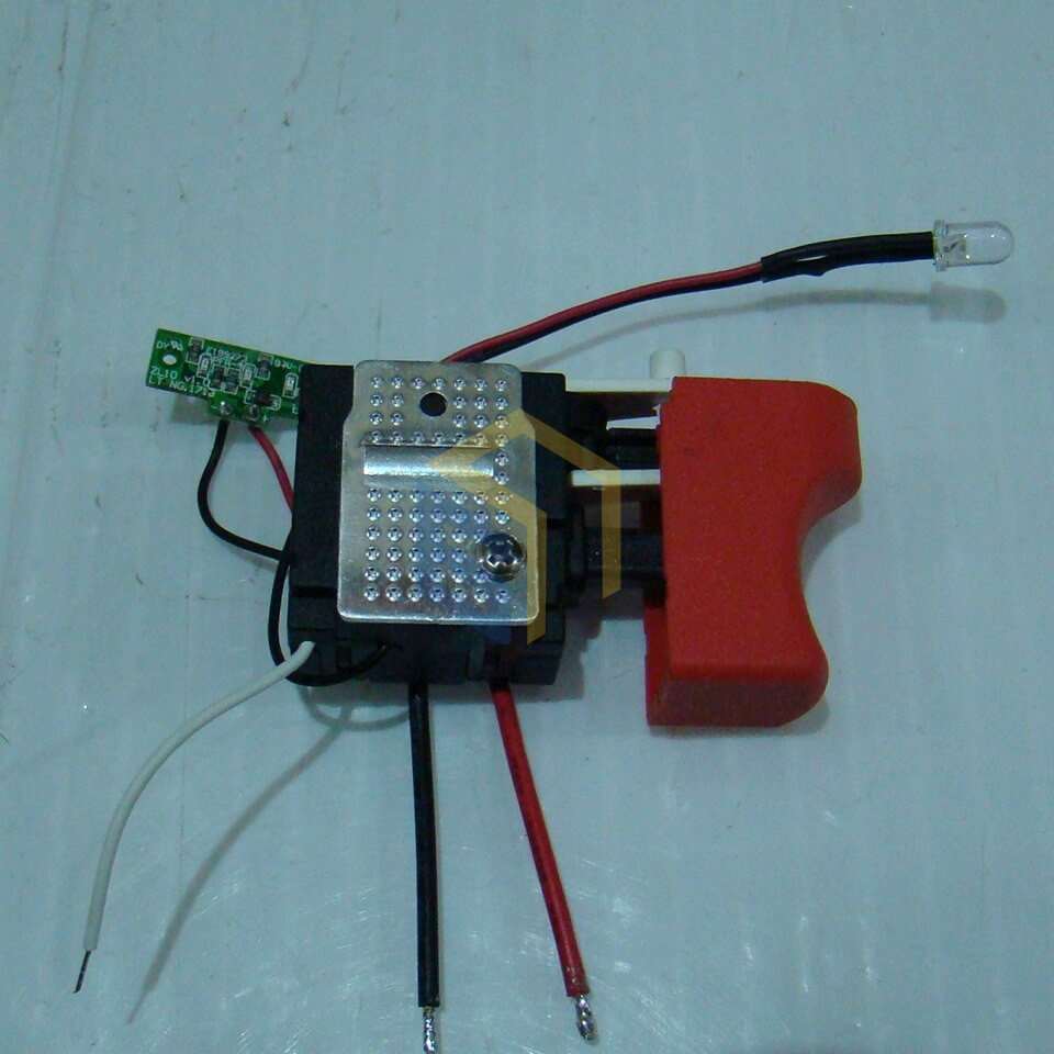 Вимикач шурупокрута акумуляторного Forte CDR 1218-2 B2 (87407)