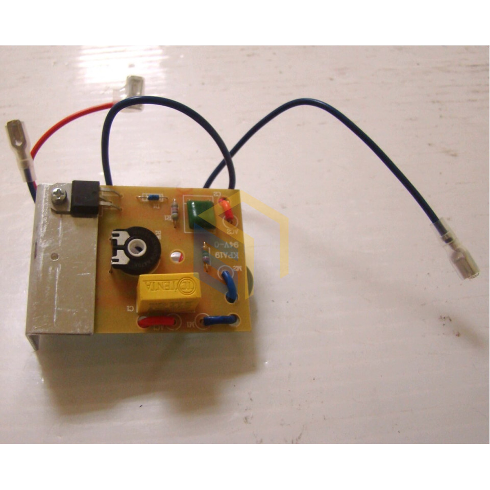 Плата регулировки скорости пылесоса бытового Grunhelm GVC8211E (89846)