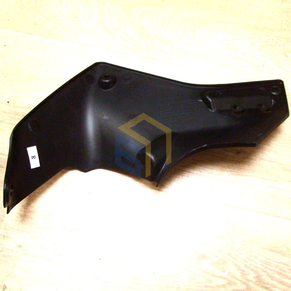 Частина щитка правого внутрішня паливного бака мотоцикла Forte FT250-CKA (93399)