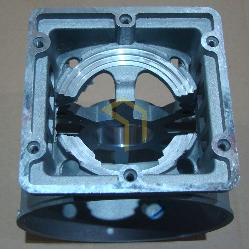 Картер правий компресора повітряного Forte COF-24 (98826)