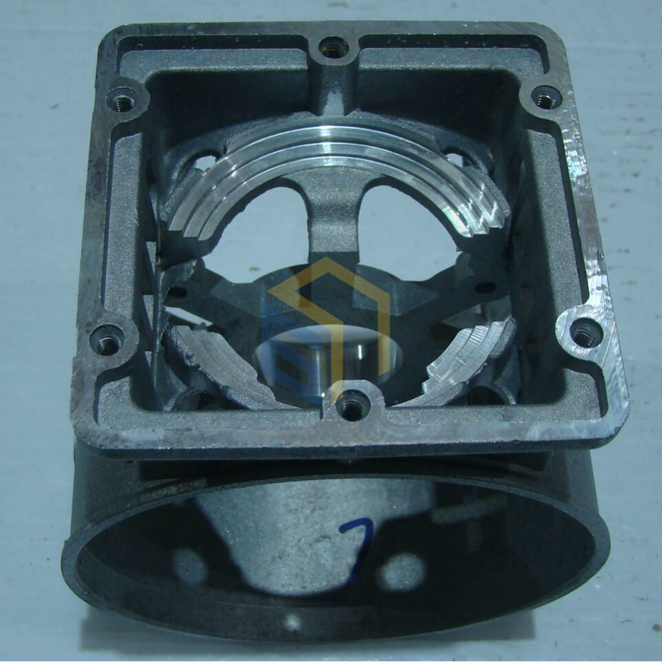 Картер правый компрессора воздушного Forte COF-2/50 (98862)