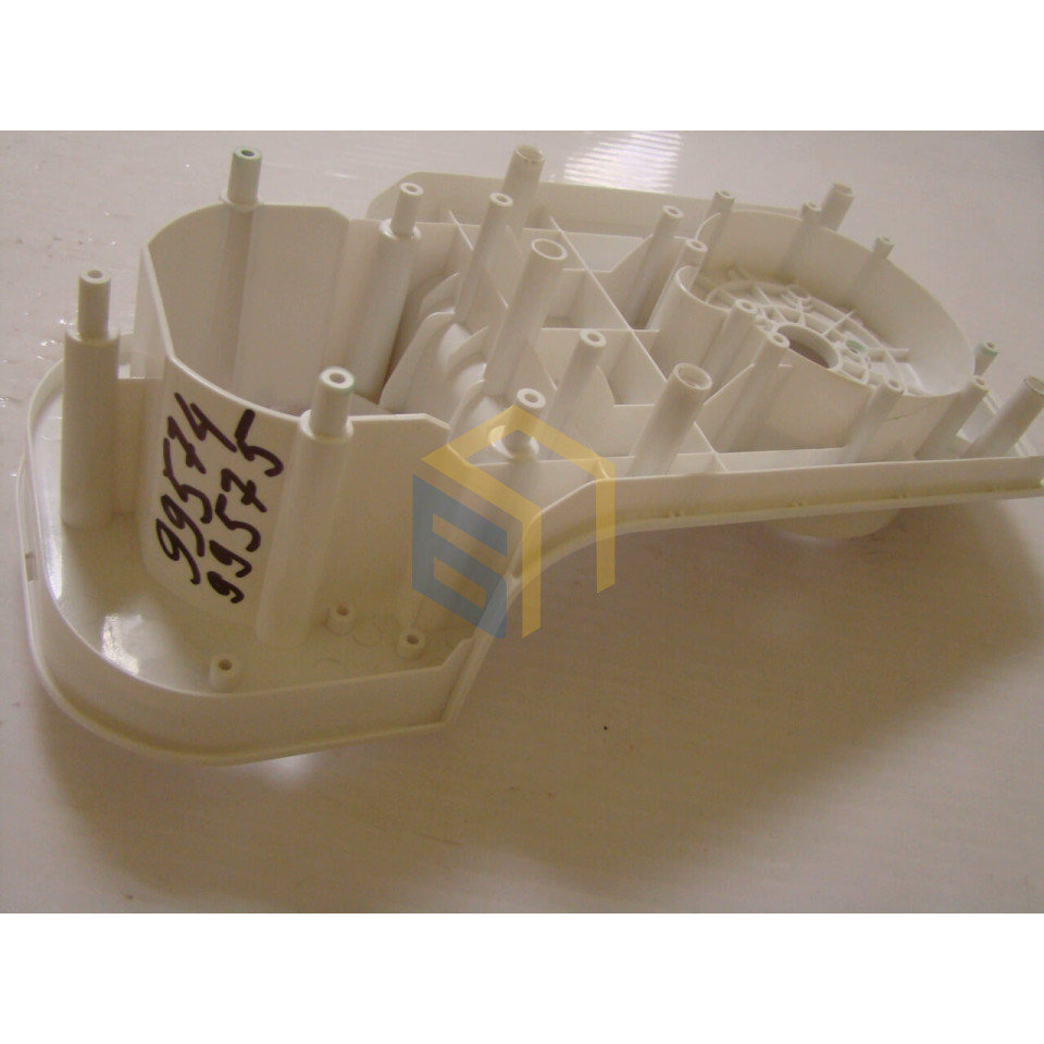 Верхняя часть корпуса кухонного комбайна Grunhelm GKM 0018 (99574)