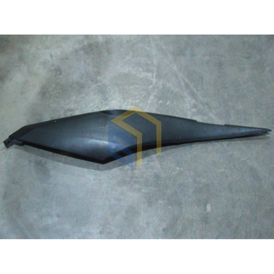 Панель нижня бокова права електроскутера Yadea S-Eagle (99618)